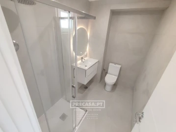 Apartamento T2 para Venda em Queluz e Belas