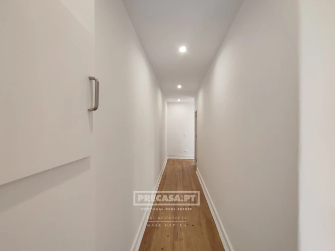 Apartamento T2 para Venda em Queluz e Belas Foto 16