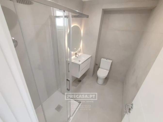Apartamento T2 para Venda em Queluz e Belas Foto 22