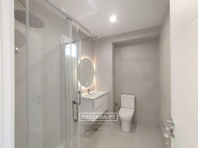 Apartamento T2 para Venda em Queluz e Belas Foto 20