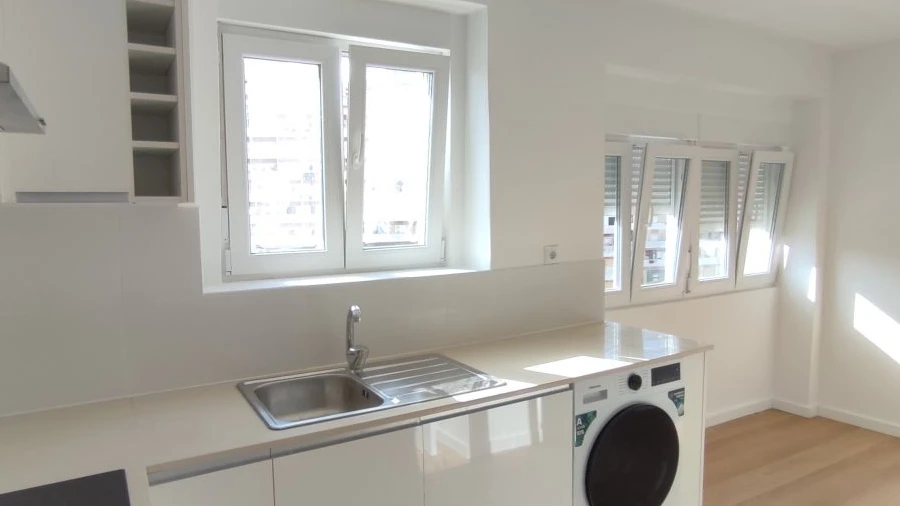 Apartamento T2 para Venda em Queluz e Belas