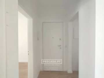 Apartamento T2 para Venda em Falagueira-Venda Nova