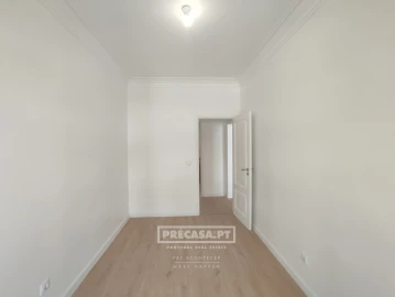 Apartamento T2 para Venda em Falagueira-Venda Nova