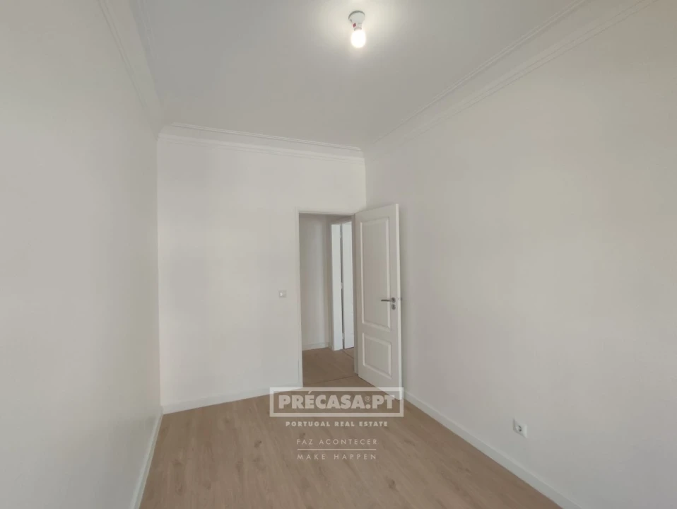 Apartamento T2 para Venda em Falagueira-Venda Nova Foto 11