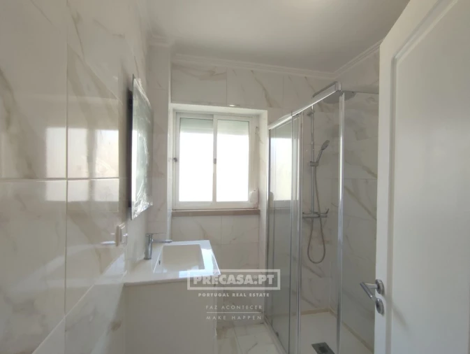 Apartamento T2 para Venda em Falagueira-Venda Nova Foto 17