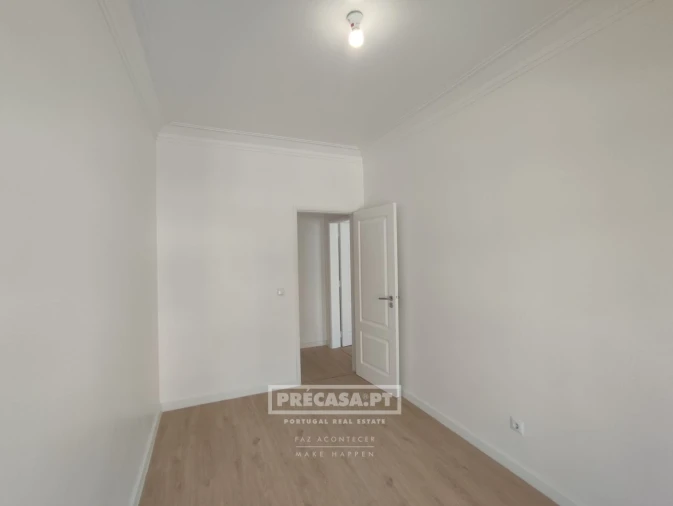 Apartamento T2 para Venda em Falagueira-Venda Nova Foto 11