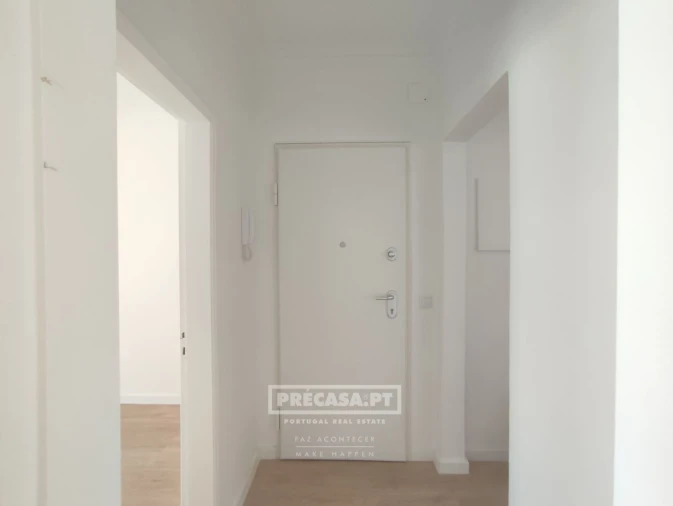 Apartamento T2 para Venda em Falagueira-Venda Nova Foto 10