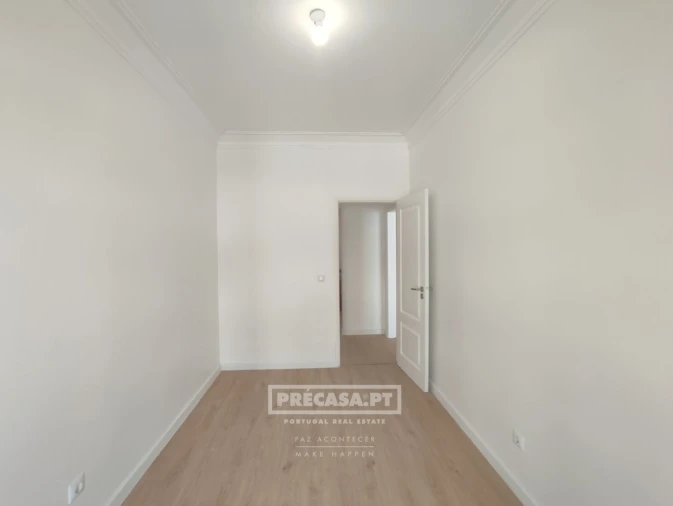 Apartamento T2 para Venda em Falagueira-Venda Nova Foto 12