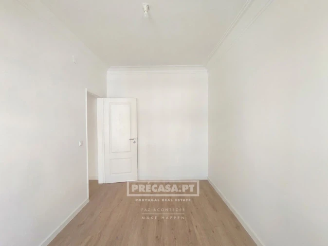 Apartamento T2 para Venda em Falagueira-Venda Nova Foto 13