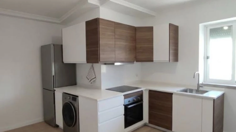 Apartamento T2 para Venda em Falagueira-Venda Nova