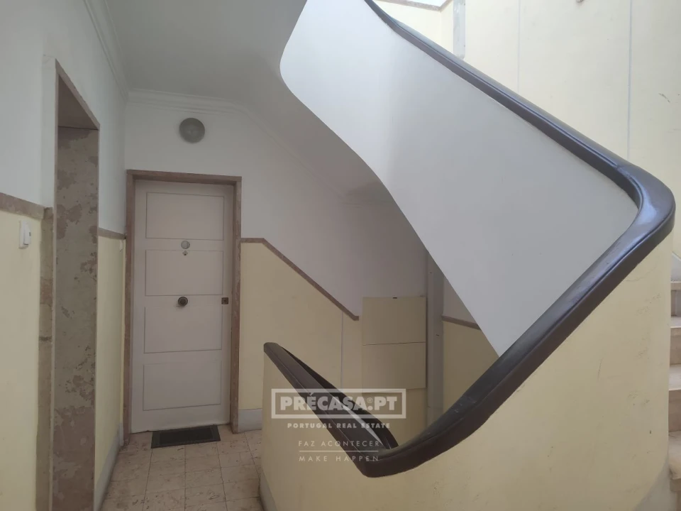 Apartamento T2 para Venda em Falagueira-Venda Nova Foto 23