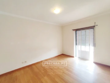 Apartamento T3 para Venda em Samora Correia
