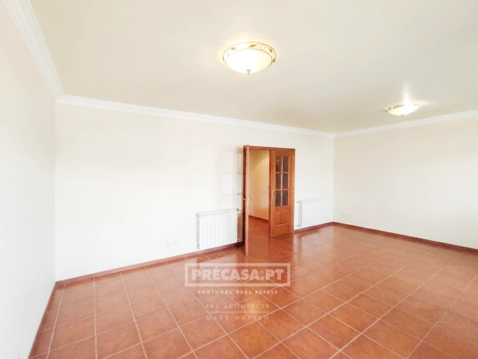 Apartamento T3 para Venda em Samora Correia Foto 8