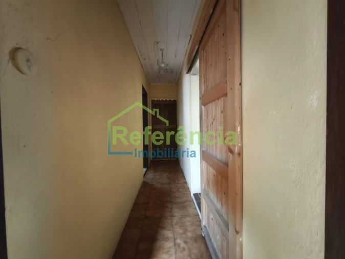 Moradia T2 para Venda em Eiras, São Julião de Montenegro e Cela Foto 8