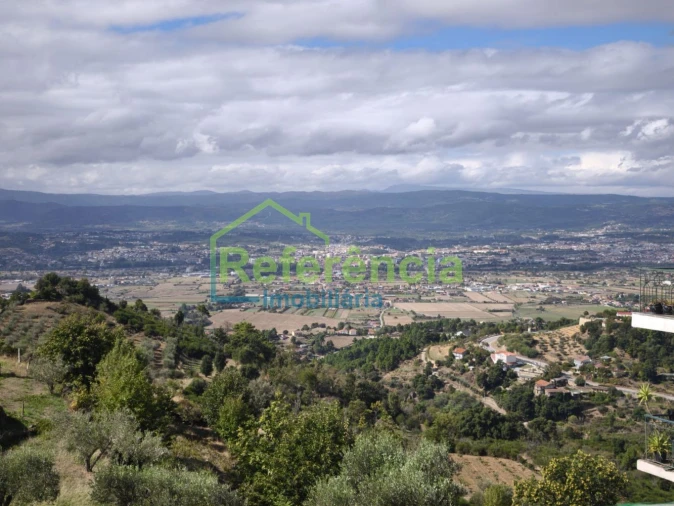 Moradia T2 para Venda em Eiras, São Julião de Montenegro e Cela Foto 28