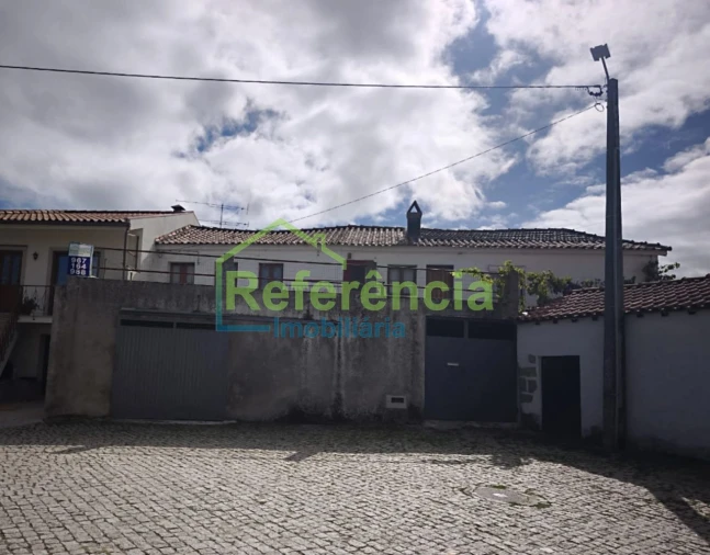 Moradia T2 para Venda em Eiras, São Julião de Montenegro e Cela Foto 2