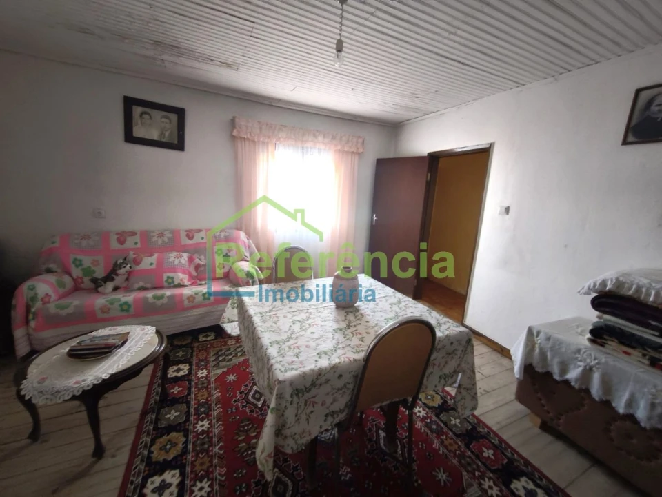 Moradia T2 para Venda em Eiras, São Julião de Montenegro e Cela Foto 7