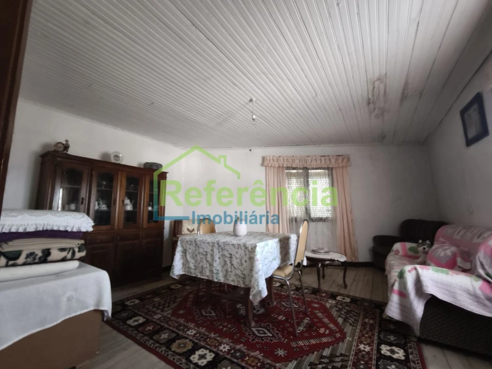 Moradia T2 para Venda em Eiras, São Julião de Montenegro e Cela Foto 6