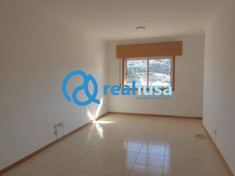 Apartamento T2 para Venda em Gondomar (São Cosme), Valbom e Jovim Foto 1