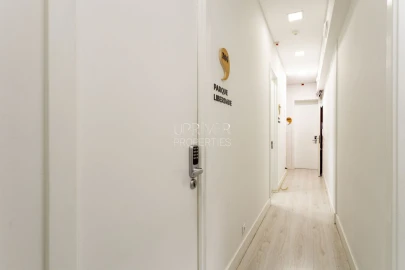 Apartamento T6 para Venda em Santo António