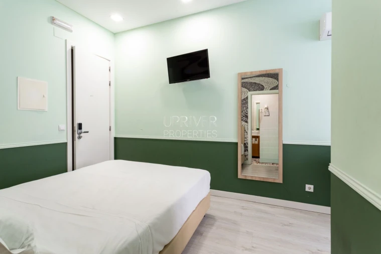 Apartamento T6 para Venda em Santo António Foto 13