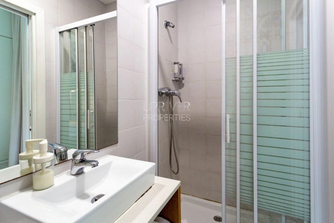 Apartamento T6 para Venda em Santo António Foto 21