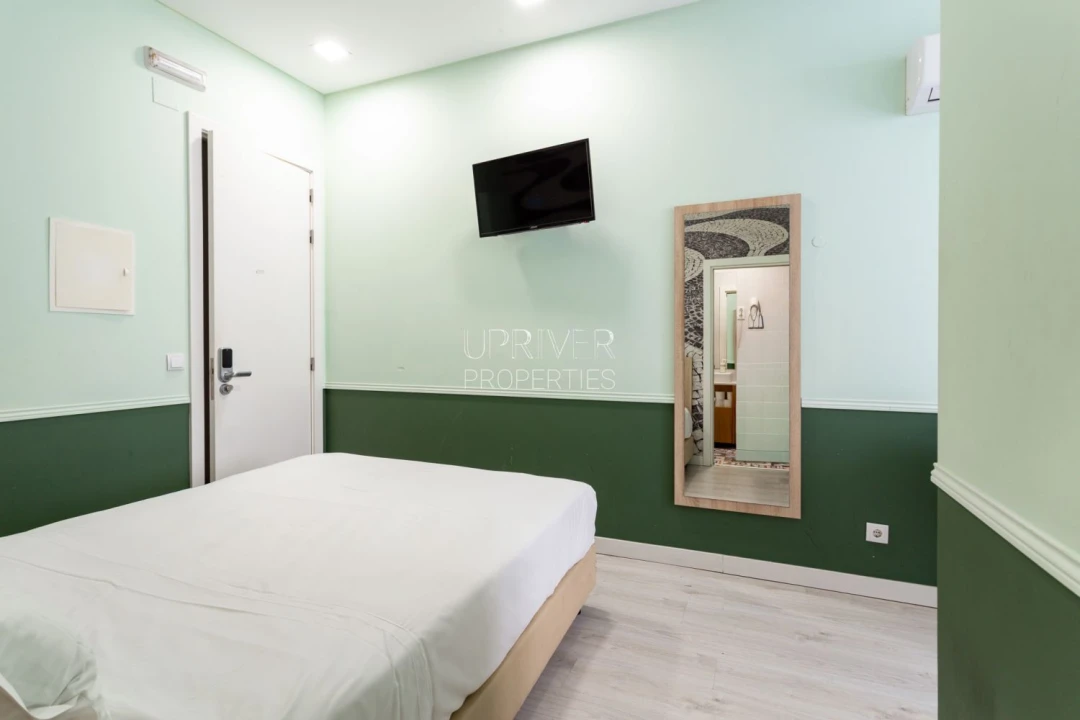 Apartamento T6 para Venda em Santo António Foto 13