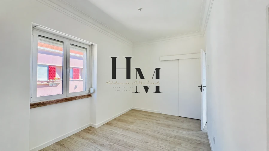 Apartamento T1 para Venda em São Vicente Foto 17