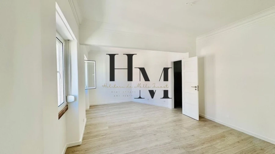 Apartamento T1 para Venda em São Vicente Foto 2