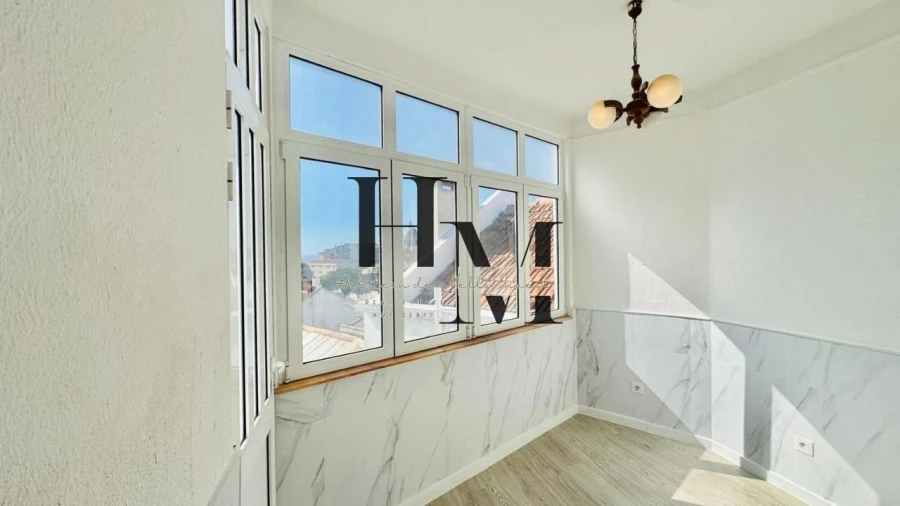 Apartamento T1 para Venda em São Vicente Foto 10