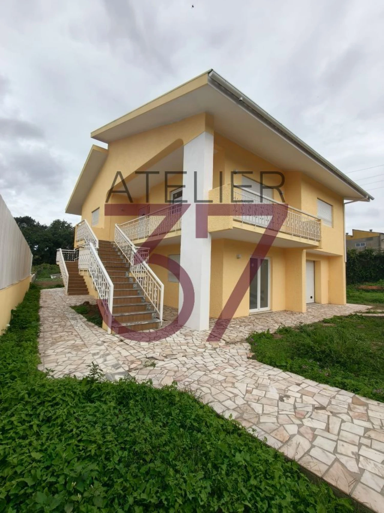 Moradia T3 para Venda em Santa Maria de Lamas Foto 1