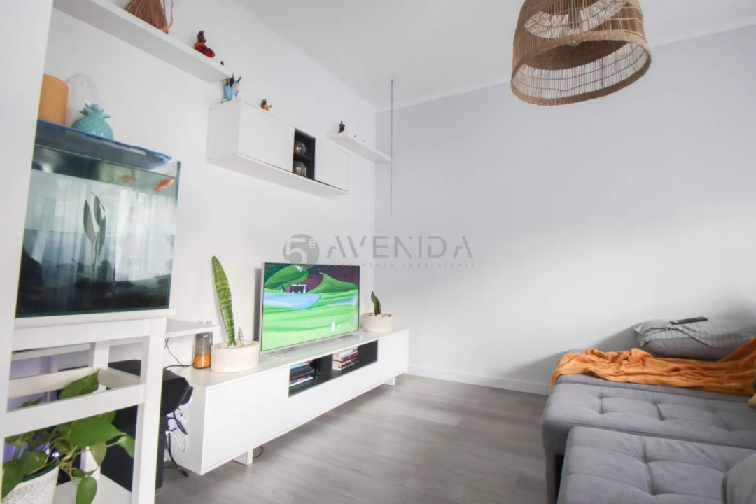 Apartamento T2 para Venda em Barreiro e Lavradio Foto 14