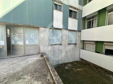 Loja para Venda em Agualva e Mira-Sintra