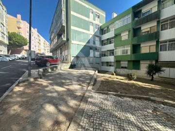 Loja para Venda em Agualva e Mira-Sintra