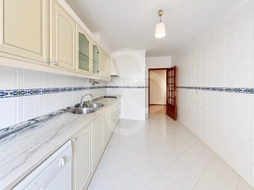 Apartamento T2 para Venda em Algueirão-Mem Martins