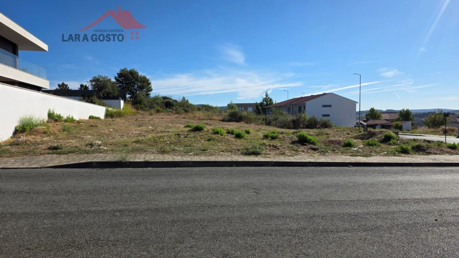 Terreno para Venda em Macedo de Cavaleiros Foto 3