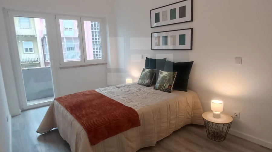 Apartamento T3 para Venda em Benfica