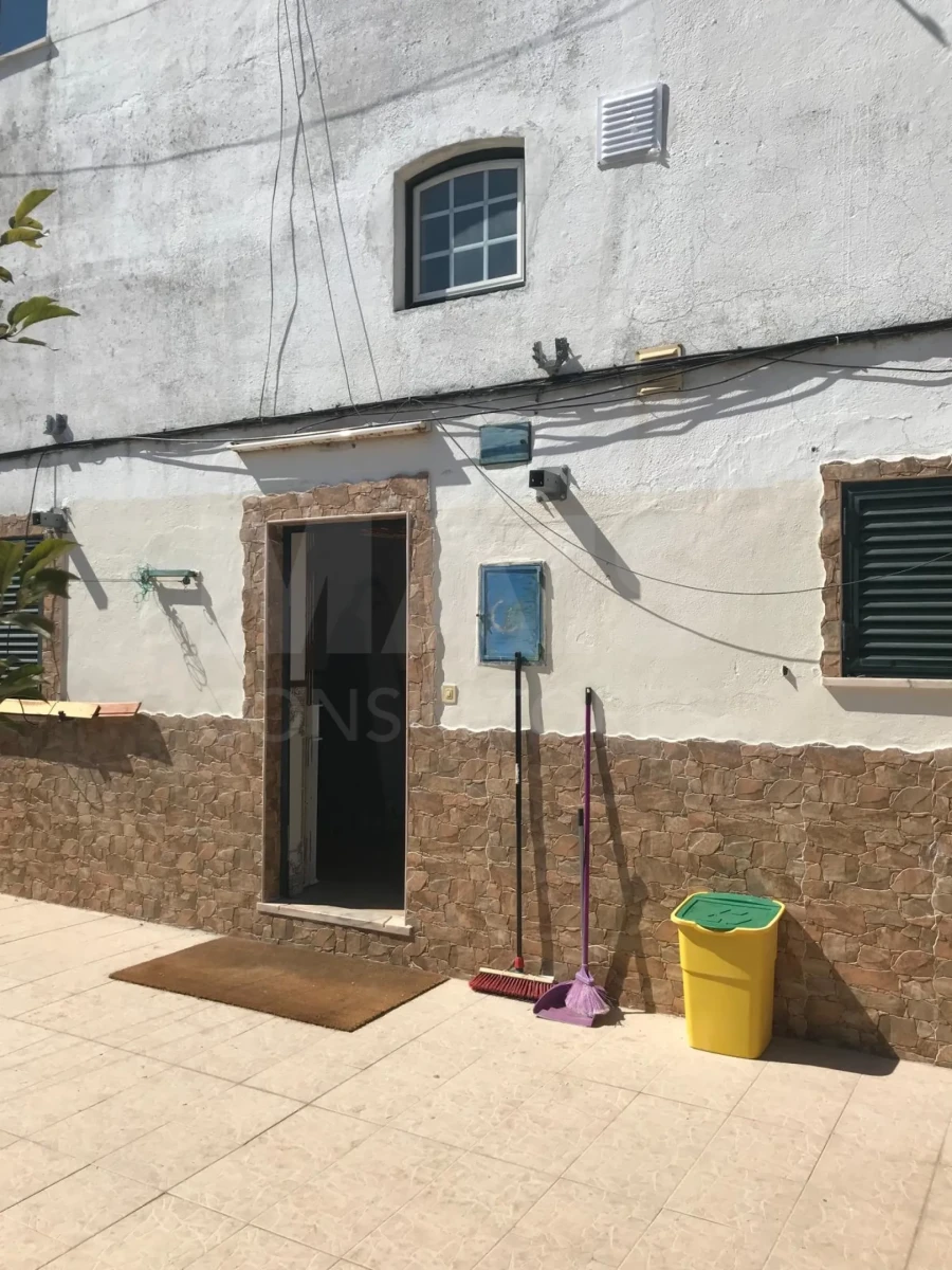 Moradia para Venda em Charneca de Caparica e Sobreda Foto 3