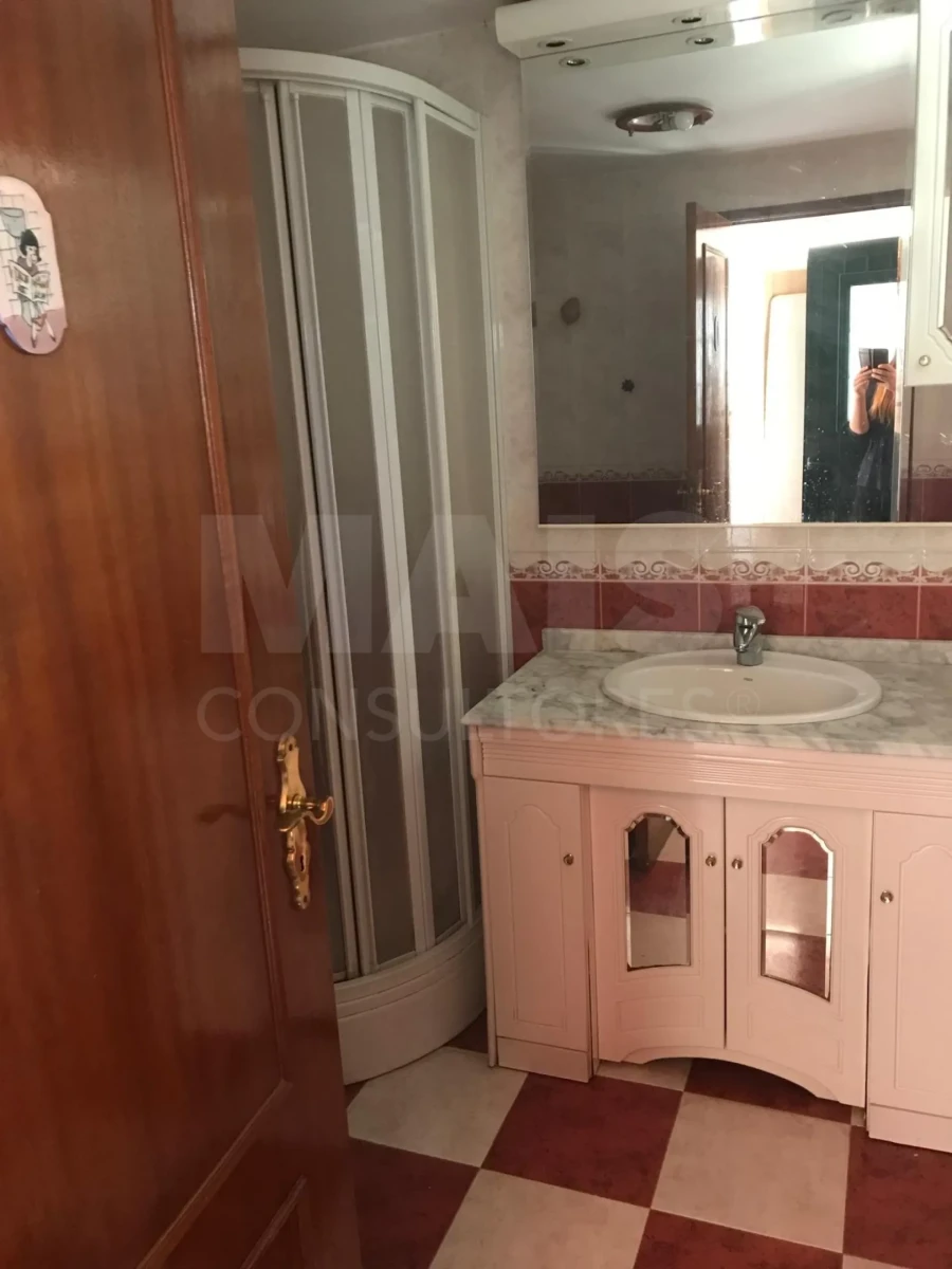 Moradia para Venda em Charneca de Caparica e Sobreda Foto 9