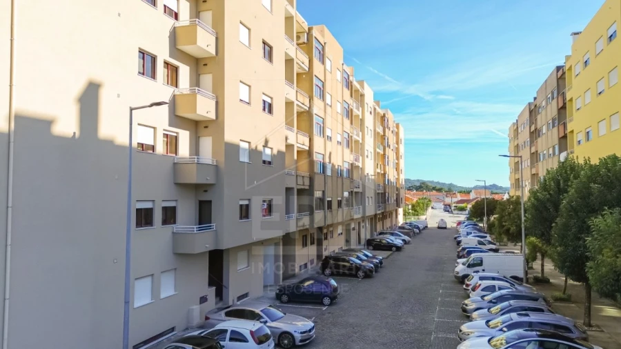 Apartamento T2 para Venda em Santa Marta de Portuzelo