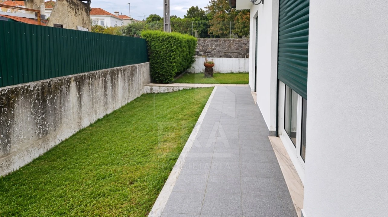 Moradia T5 para Venda em Geraz do Lima (Santa Maria, Santa Leocádia, Moreira), Deão Foto 17