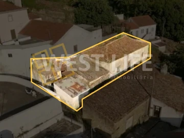 Armazém para Venda em Igreja Nova e Cheleiros