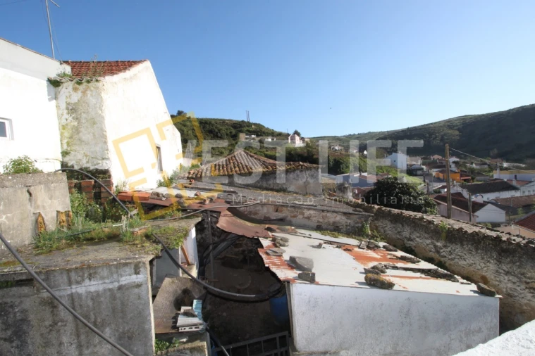 Armazém para Venda em Igreja Nova e Cheleiros Foto 4