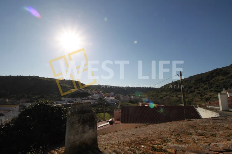 Armazém para Venda em Igreja Nova e Cheleiros Foto 15