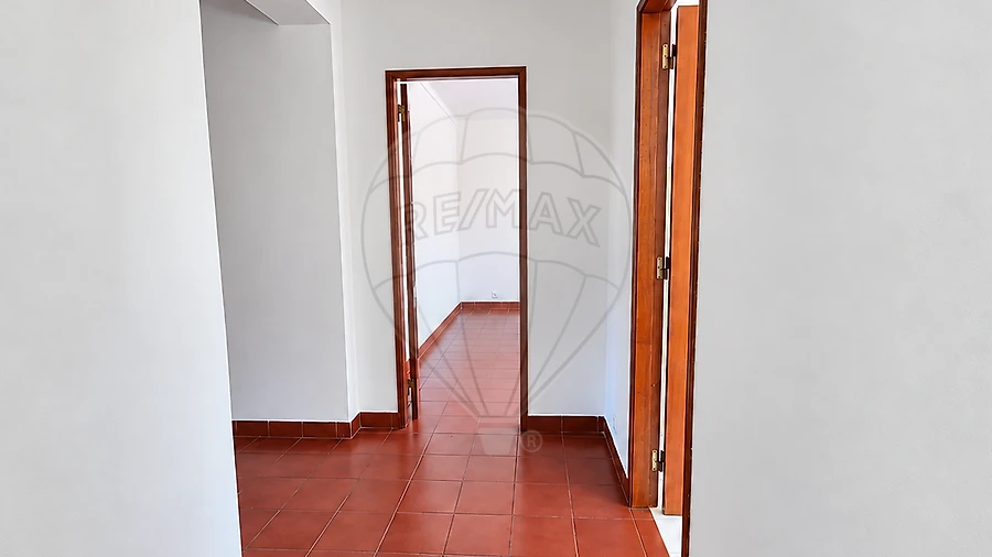 Apartamento T3 para Venda em Marvila, Ribeira Santarém, São Salvador, São Nicolau