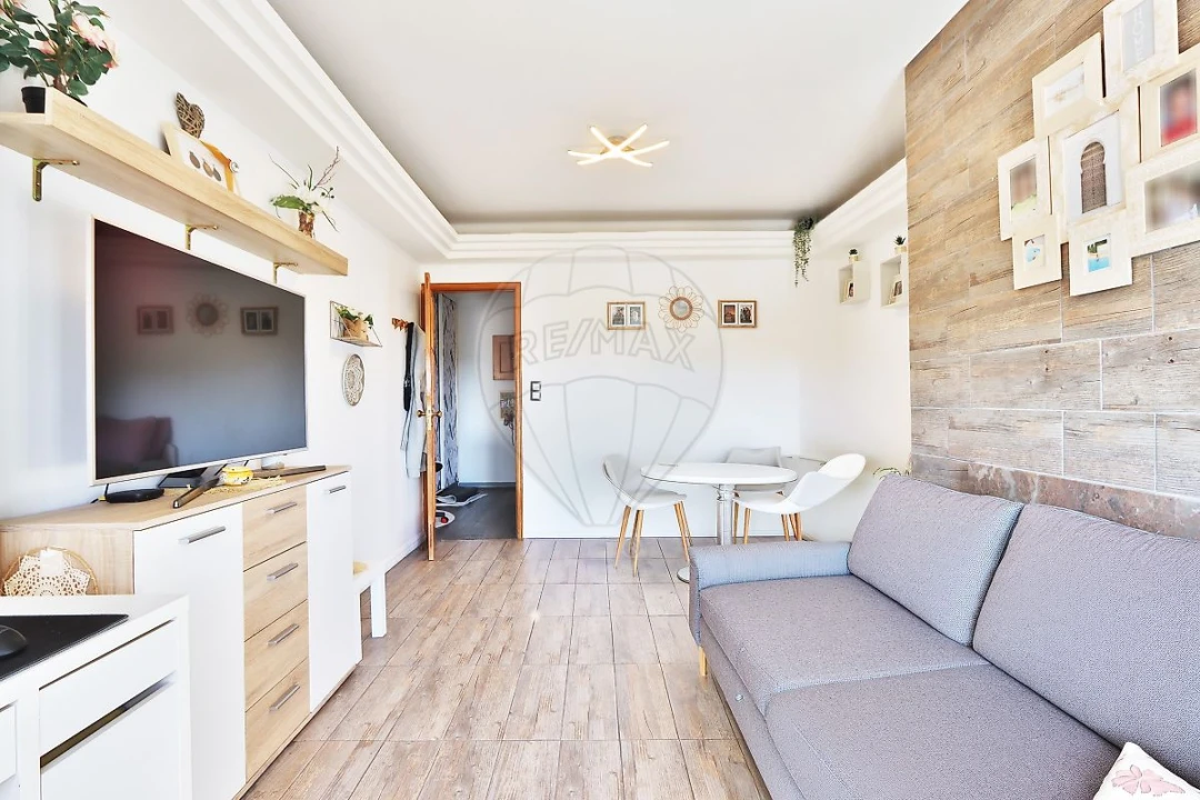 Apartamento T1 para Venda em Cacém e São Marcos Foto 9