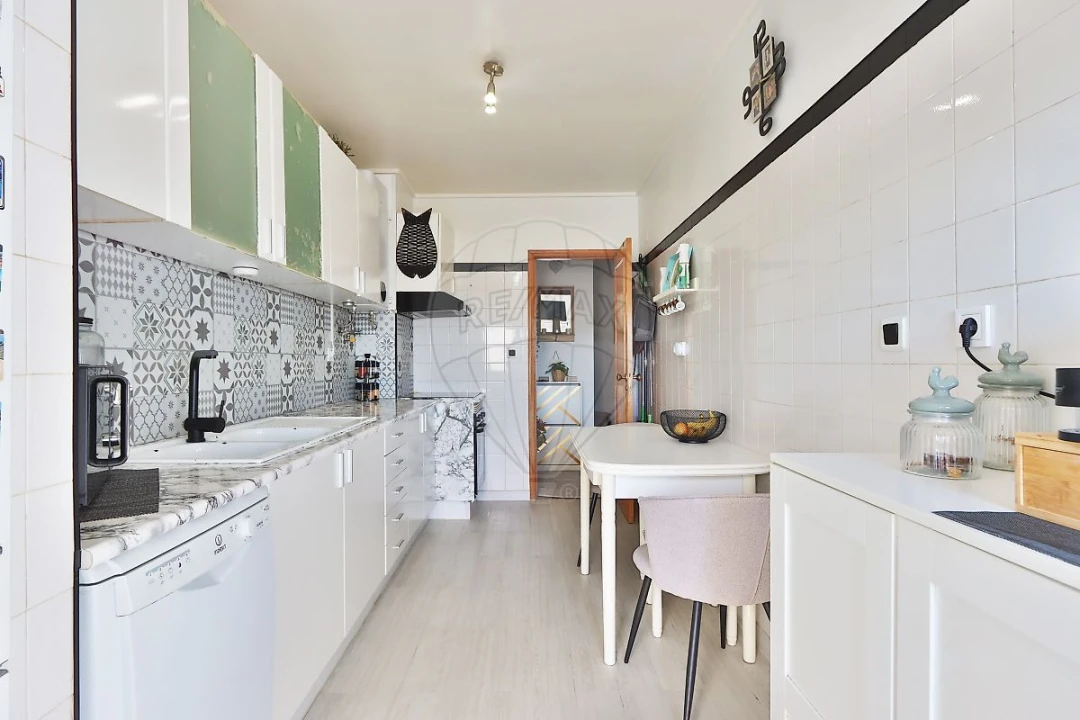 Apartamento T1 para Venda em Cacém e São Marcos Foto 4