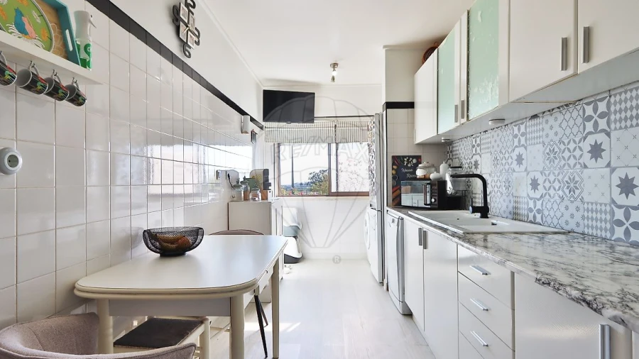 Apartamento T1 para Venda em Cacém e São Marcos