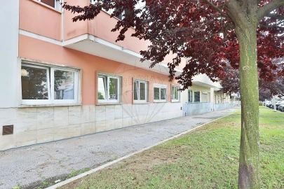 Apartamento T2 para Venda em Benfica