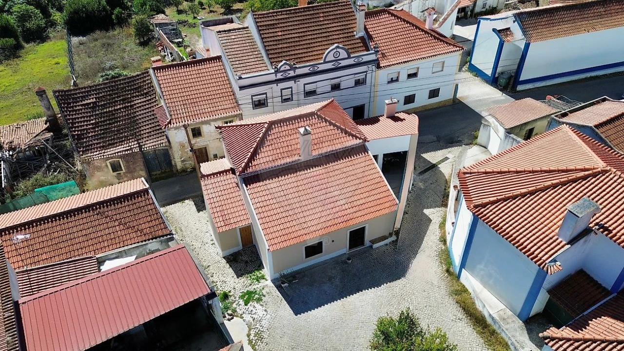 Moradia T2 para Venda em Santa Maria, São Pedro e Matacães Foto 20